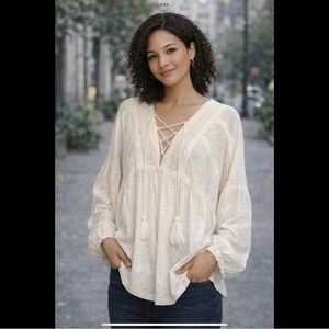 Lucky Brand M Ivory Boho Lace Cottage Core Bishop Sleeves Blouse Lace-up Tassels